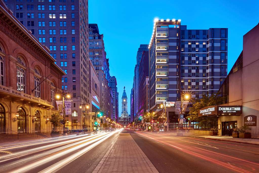 Doubletree By Hilton Hotel Philadelphia Center City Exterior foto